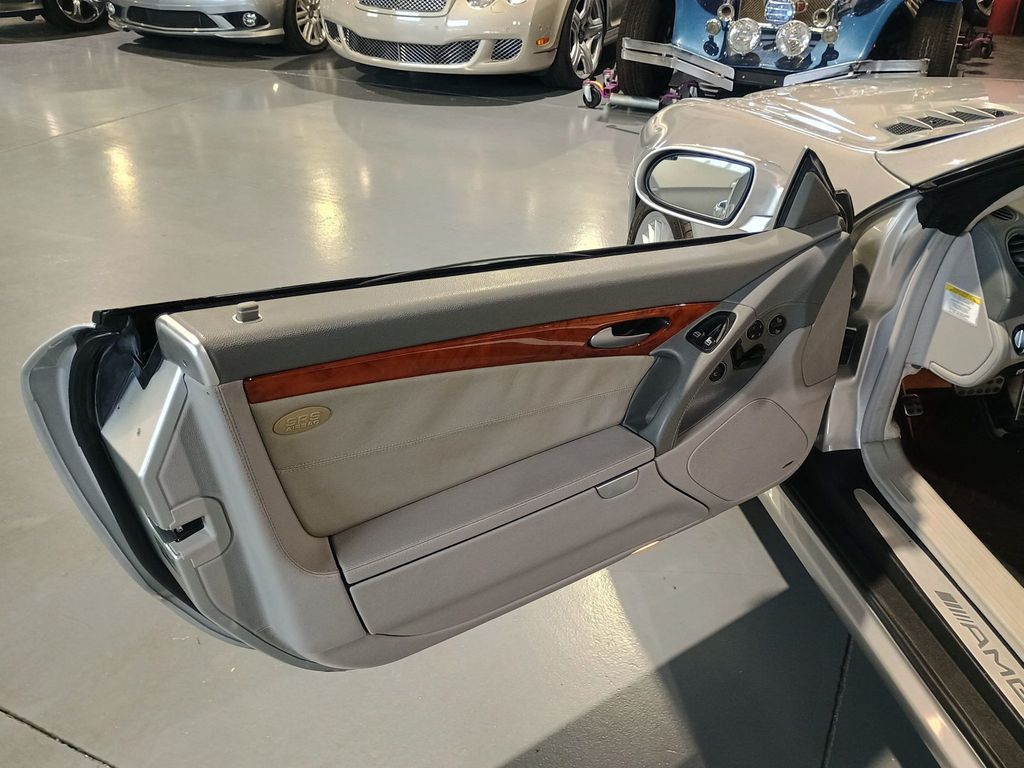 2005 Mercedes-Benz SL-Class 2dr Roadster 5.5L AMG Clean Carfax Florida Car - 22937050 - 16