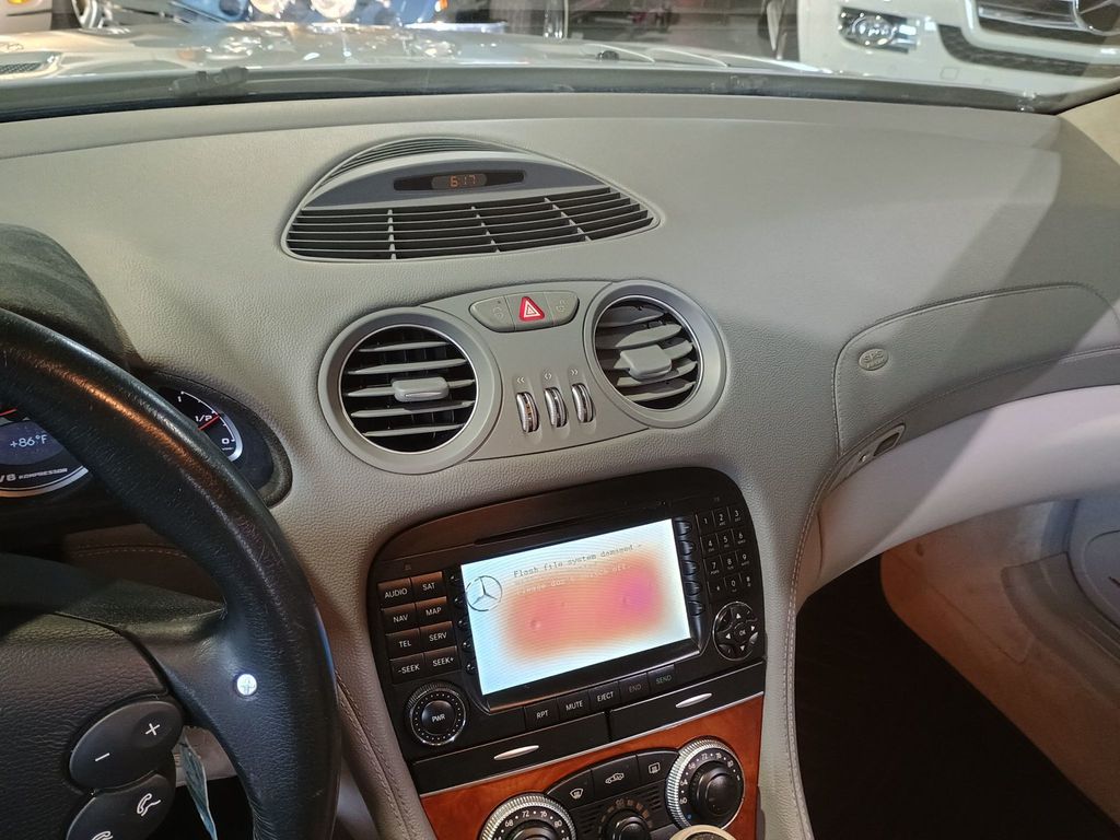 2005 Mercedes-Benz SL-Class 2dr Roadster 5.5L AMG Clean Carfax Florida Car - 22937050 - 27