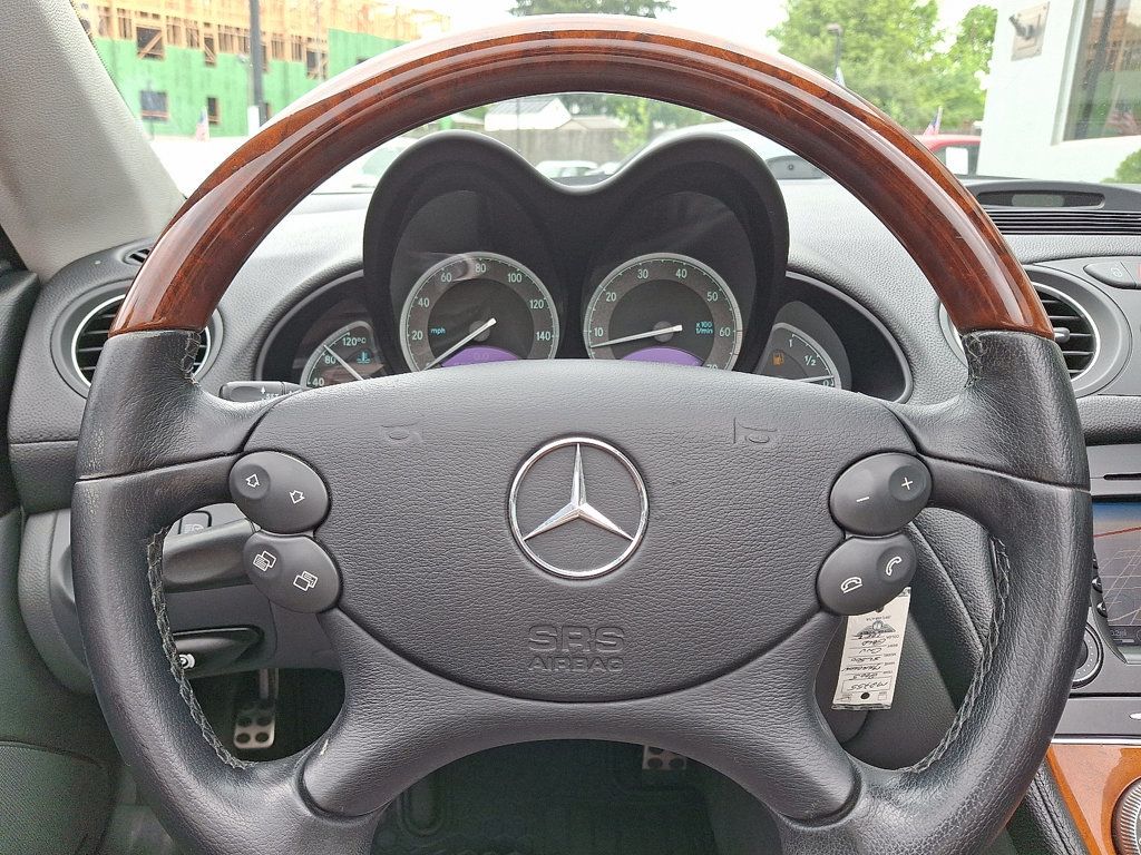 2005 Mercedes Benz SL 500 photo 17