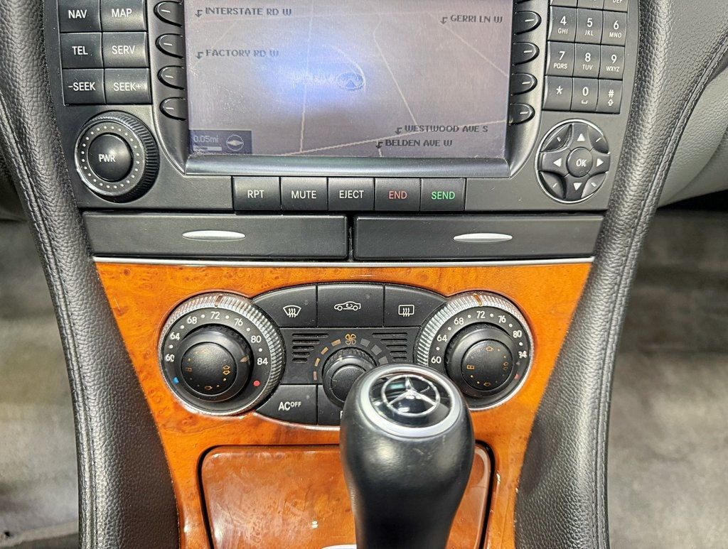 2005 Mercedes-Benz SL-Class SL500 2dr Roadster 5.0L - 22878025 - 24