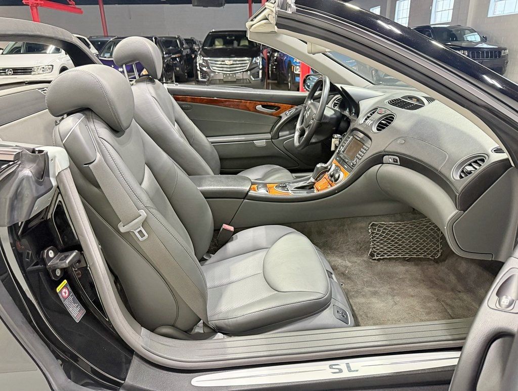 2005 Mercedes-Benz SL-Class SL500 2dr Roadster 5.0L - 22878025 - 35