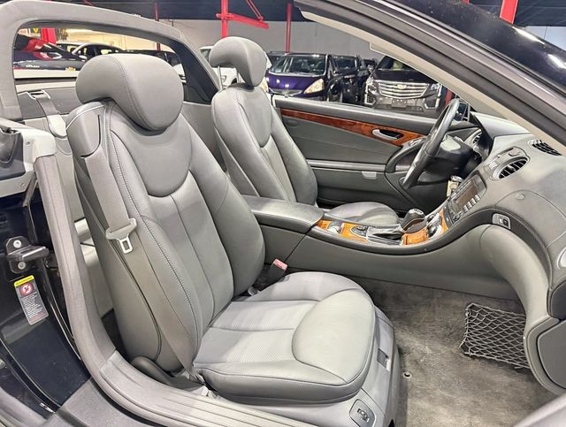 2005 Mercedes-Benz SL-Class SL500 2dr Roadster 5.0L - 22878025 - 37