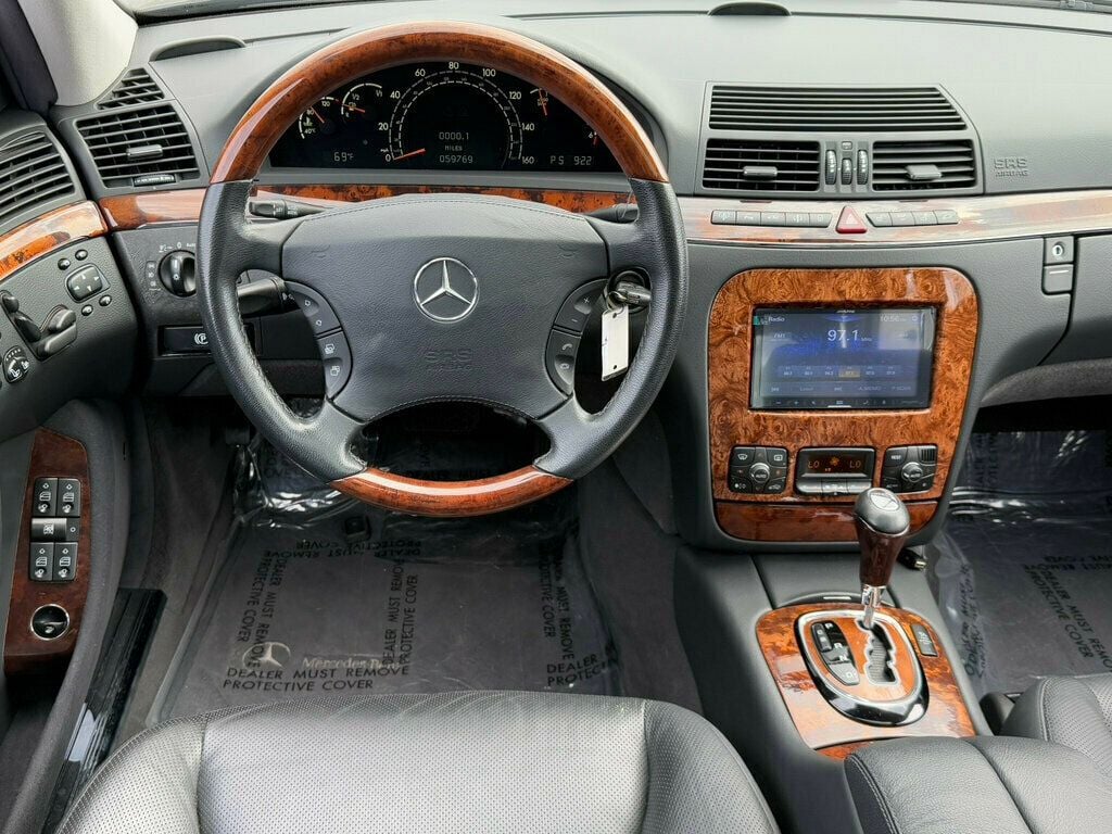 2005 Mercedes Benz S 500 4MATIC photo 15