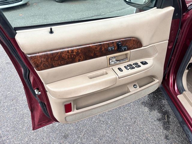 2005 Mercury Grand Marquis 4dr Sedan LS Premium - 22950341 - 14