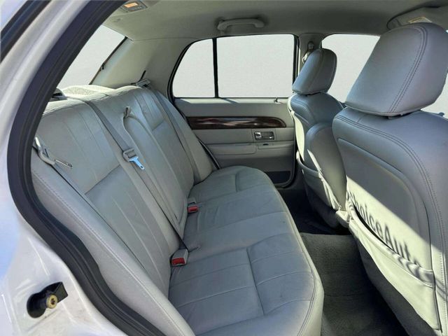 2005 Mercury Grand Marquis 4dr Sedan LS Premium - 22947355 - 18