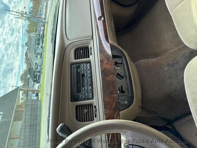 2005 Mercury Grand Marquis GS - 22941982 - 5