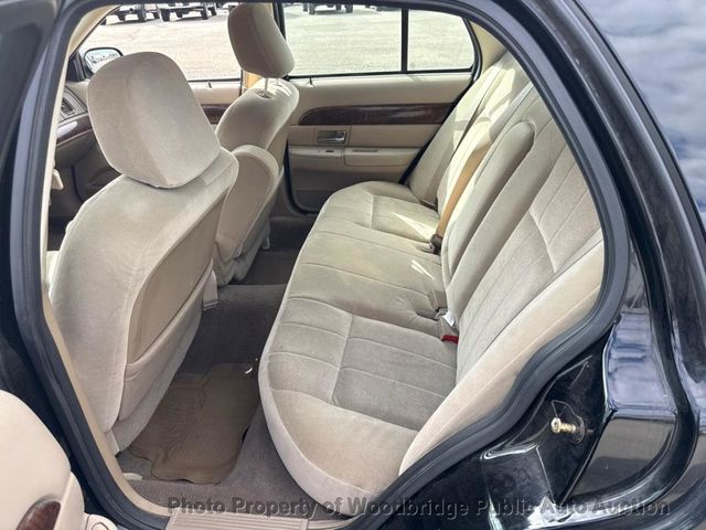 2005 Mercury Grand Marquis GS - 22941982 - 7