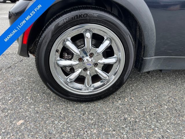 2005 MINI Cooper Convertible   - 23006323 - 13