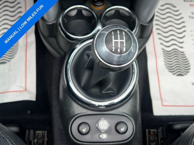 2005 MINI Cooper Convertible   - 23006323 - 20