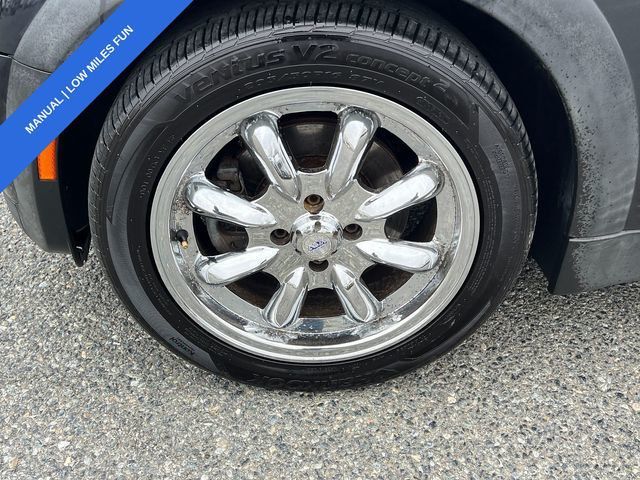 2005 MINI Cooper Convertible   - 23006323 - 8