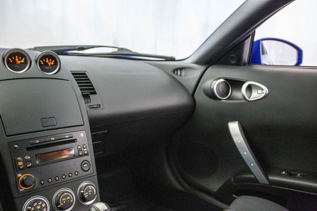 2005 Nissan 350Z 2dr Coupe Manual - 23015767 - 4