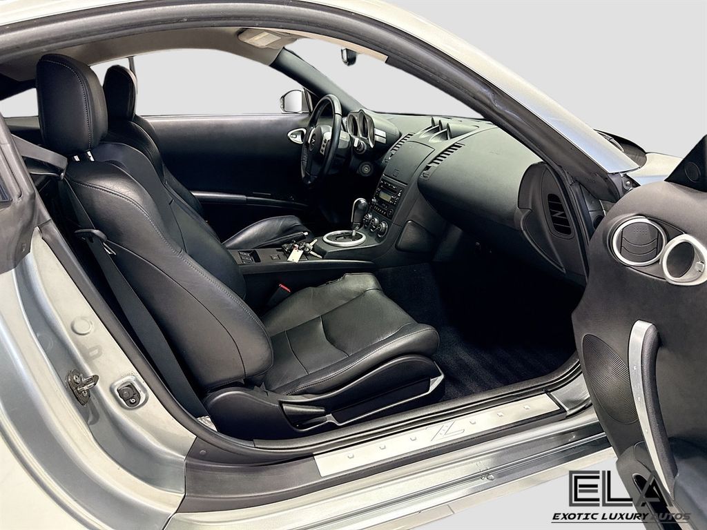 2005 Nissan 350Z 2dr Coupe Touring Automatic - 22979817 - 23