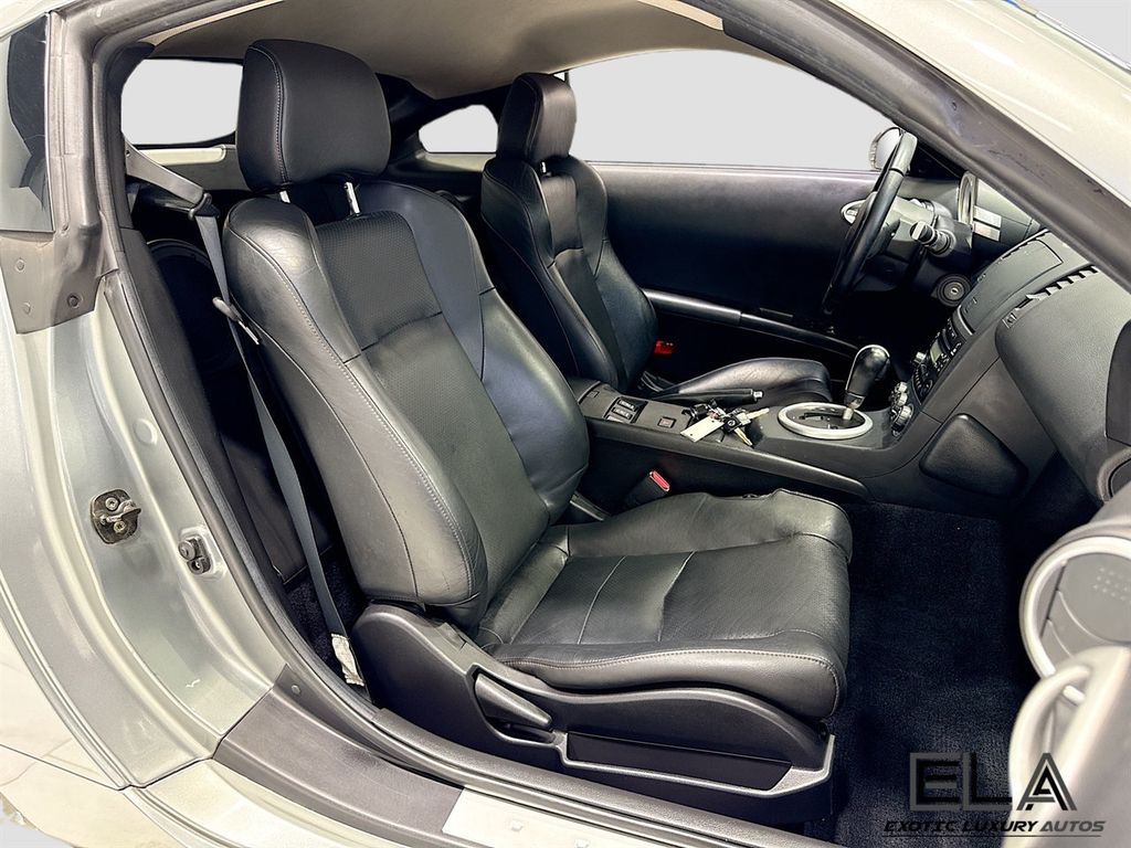 2005 Nissan 350Z 2dr Coupe Touring Automatic - 22979817 - 26