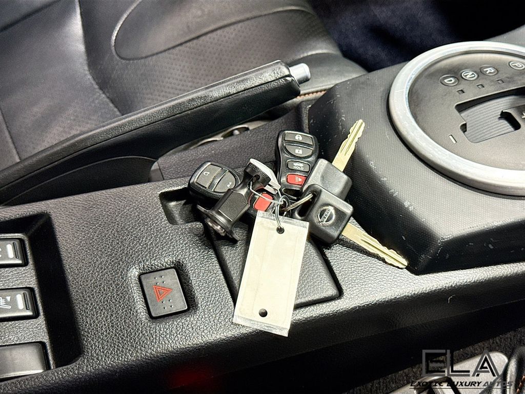 2005 Nissan 350Z 2dr Coupe Touring Automatic - 22979817 - 28