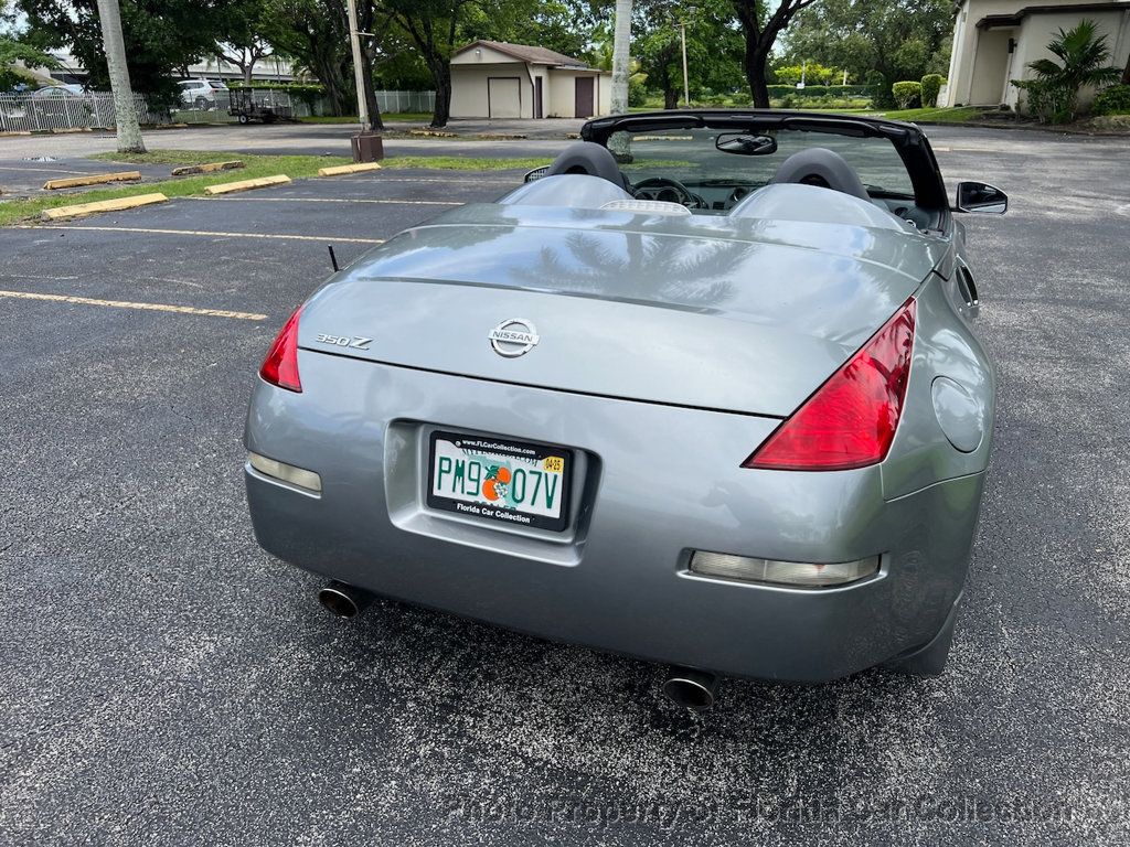 2005 Nissan 350Z Roadster Enthusiast Manual - 22527174 - 19