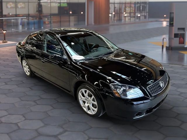 2005 Nissan Altima 4dr Sedan V6 Automatic 3.5 SE-R - 22938475 - 1