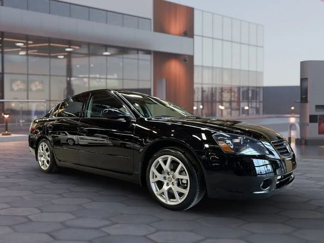 2005 Nissan Altima 4dr Sedan V6 Automatic 3.5 SE-R - 22938475 - 6