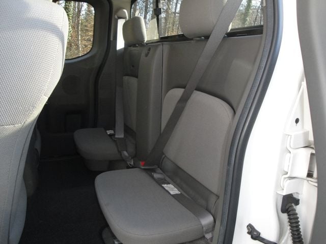 2005 Nissan Frontier 2WD XE *KING-CAB* ONLY 56K MILES! RUST-FREE, MINT-COND! - 22960996 - 35