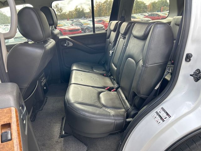 2005 Nissan Pathfinder LE 2WD - 22945151 - 7