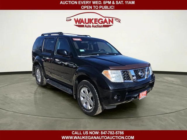 2005 Nissan Pathfinder LE 4WD - 22991148 - 2