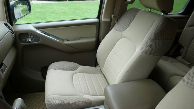 2005 Nissan Pathfinder SE 4WD - 18089431 - 35