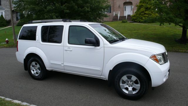 2005 Nissan Pathfinder SE 4WD - 18089431 - 3