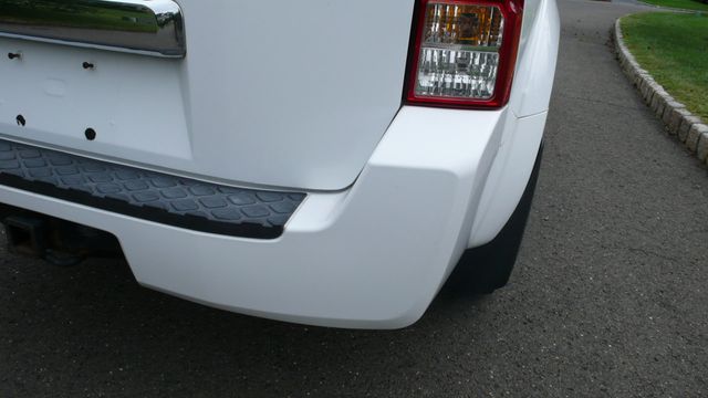 2005 Nissan Pathfinder SE 4WD - 18089431 - 64