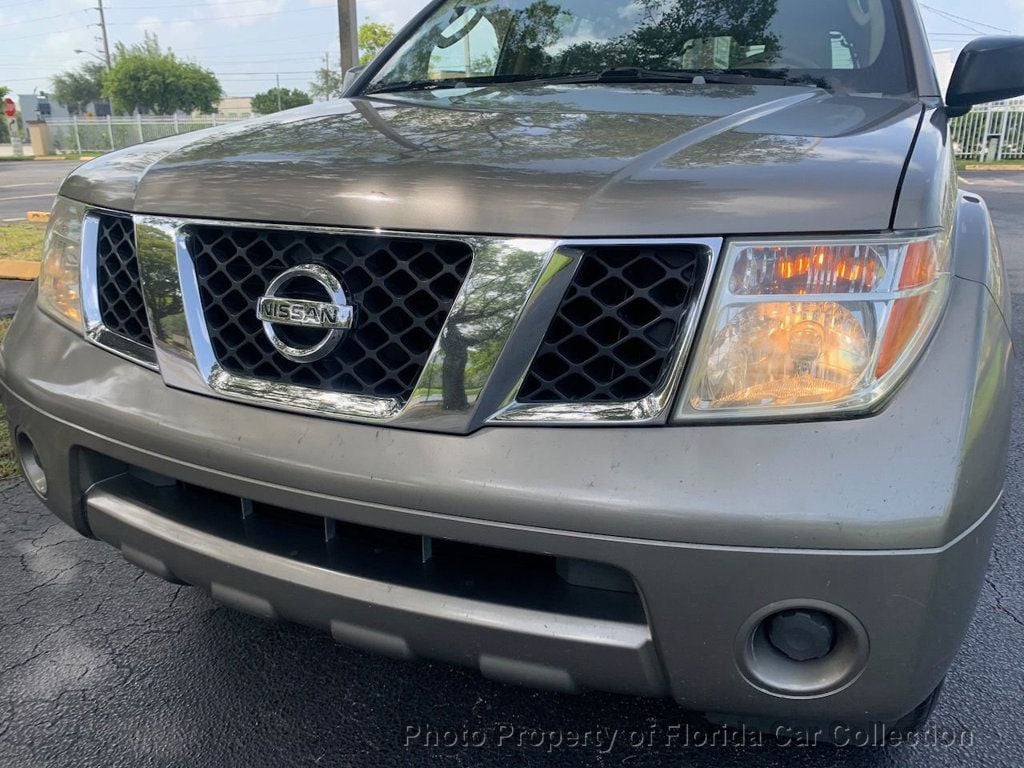 2005 Nissan Pathfinder XE 2WD 3rd Row - 21818970 - 30