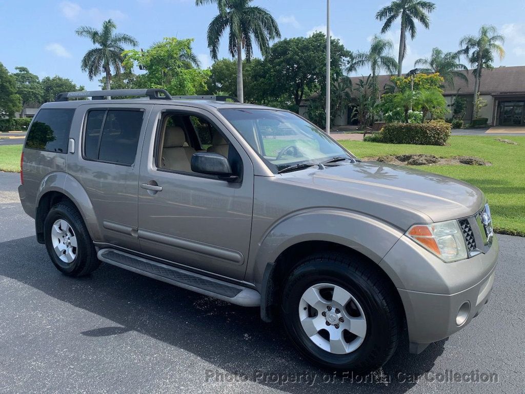 2005 Nissan Pathfinder XE 2WD 7-Passenger - 21818970 - 13