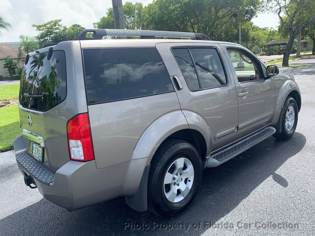 2005 Nissan Pathfinder XE 2WD 7-Passenger - 21818970 - 21