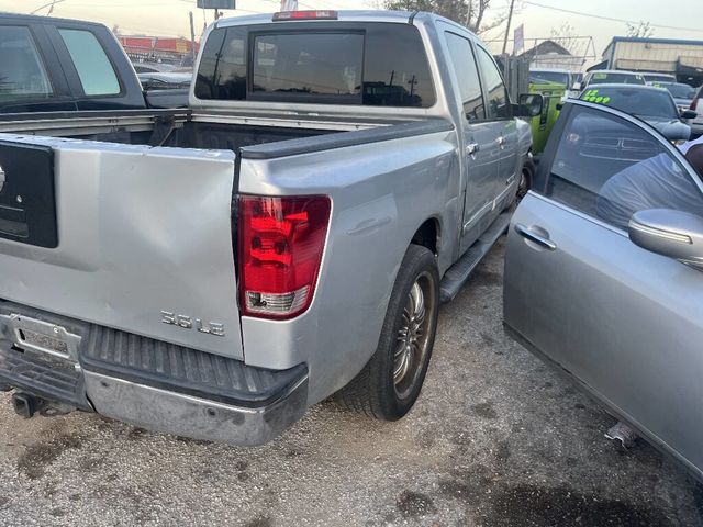 2005 Nissan Titan  - 22964389 - 1