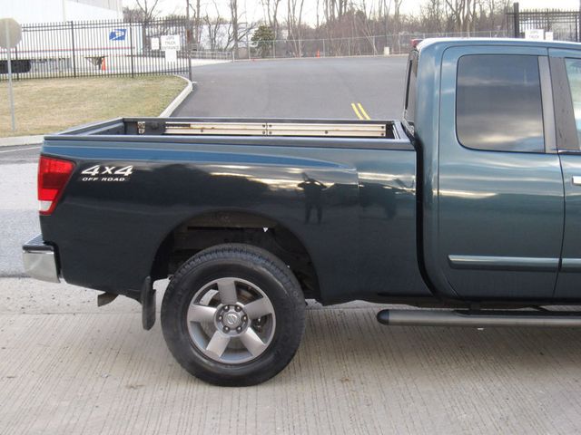 2005 Nissan Titan SE King Cab 4WD FFV - 22973652 - 11