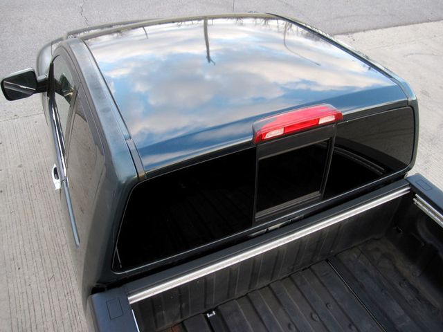 2005 Nissan Titan SE King Cab 4WD FFV - 22973652 - 16