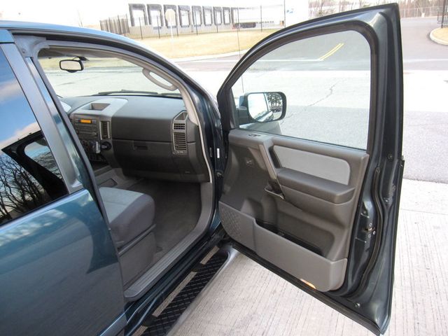 2005 Nissan Titan SE King Cab 4WD FFV - 22973652 - 22