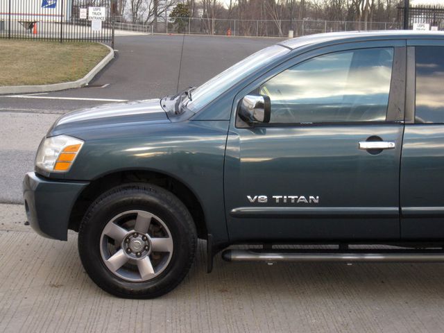 2005 Nissan Titan SE King Cab 4WD FFV - 22973652 - 7