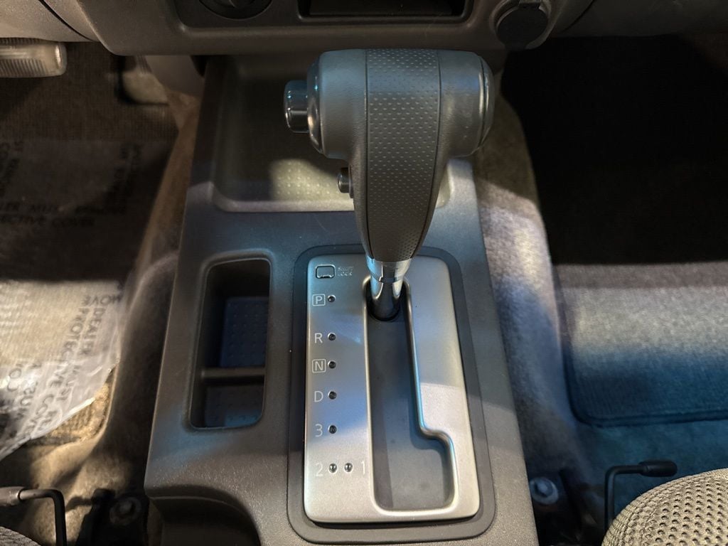2005 Nissan Xterra 4dr S 4WD V6 Automatic - 23013285 - 18