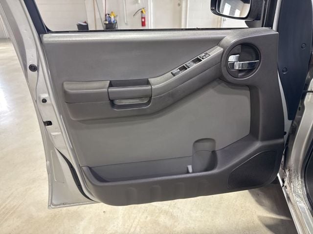 2005 Nissan Xterra 4dr S 4WD V6 Automatic - 23013285 - 22