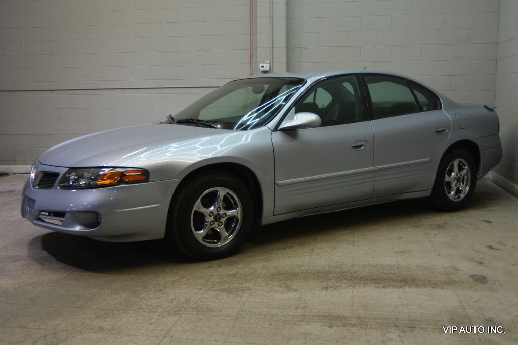 2005 Pontiac Bonneville 4dr Sedan SE - 22930979 - 27