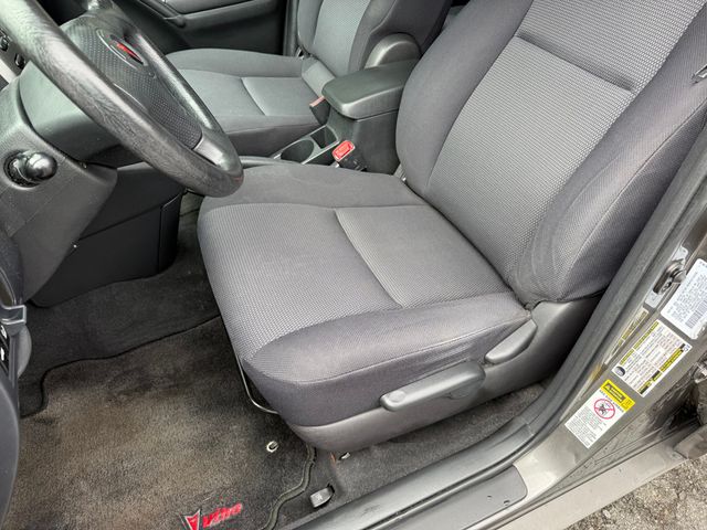 2005 Pontiac Vibe ALL WHEEL DRIVE COMPACT SUV - 23002325 - 11