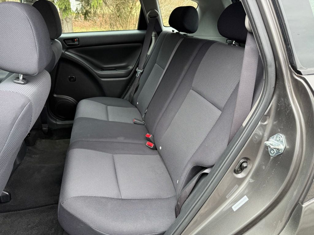 2005 Pontiac Vibe ALL WHEEL DRIVE COMPACT SUV - 23002325 - 15