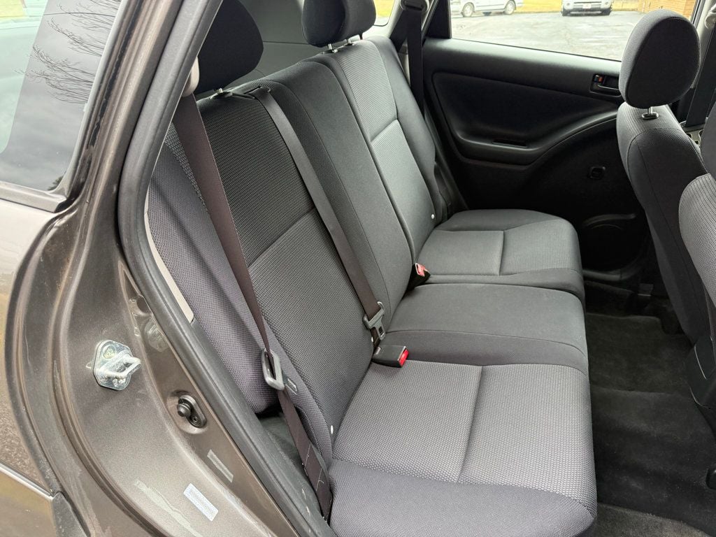 2005 Pontiac Vibe ALL WHEEL DRIVE COMPACT SUV - 23002325 - 19