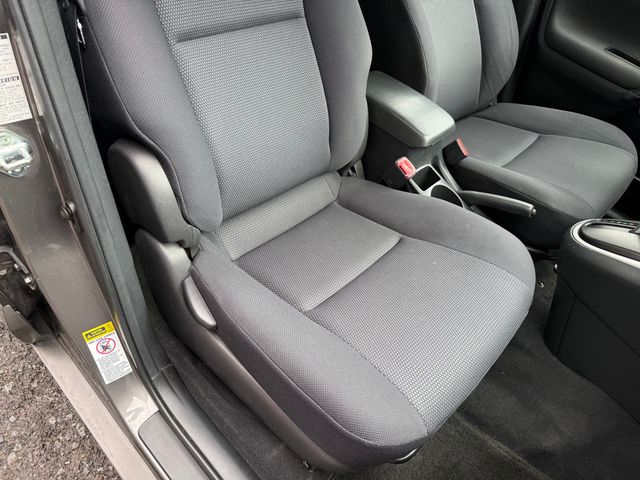 2005 Pontiac Vibe ALL WHEEL DRIVE COMPACT SUV - 23002325 - 23