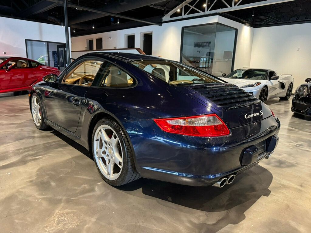 2005 Porsche 911 Coupe photo 3