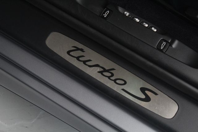 2005 Porsche 911 Turbo Cabriolet - 23086762 - 7