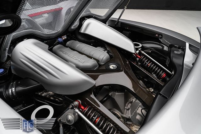 2005 Porsche Carrera GT    - 23047146 - 18