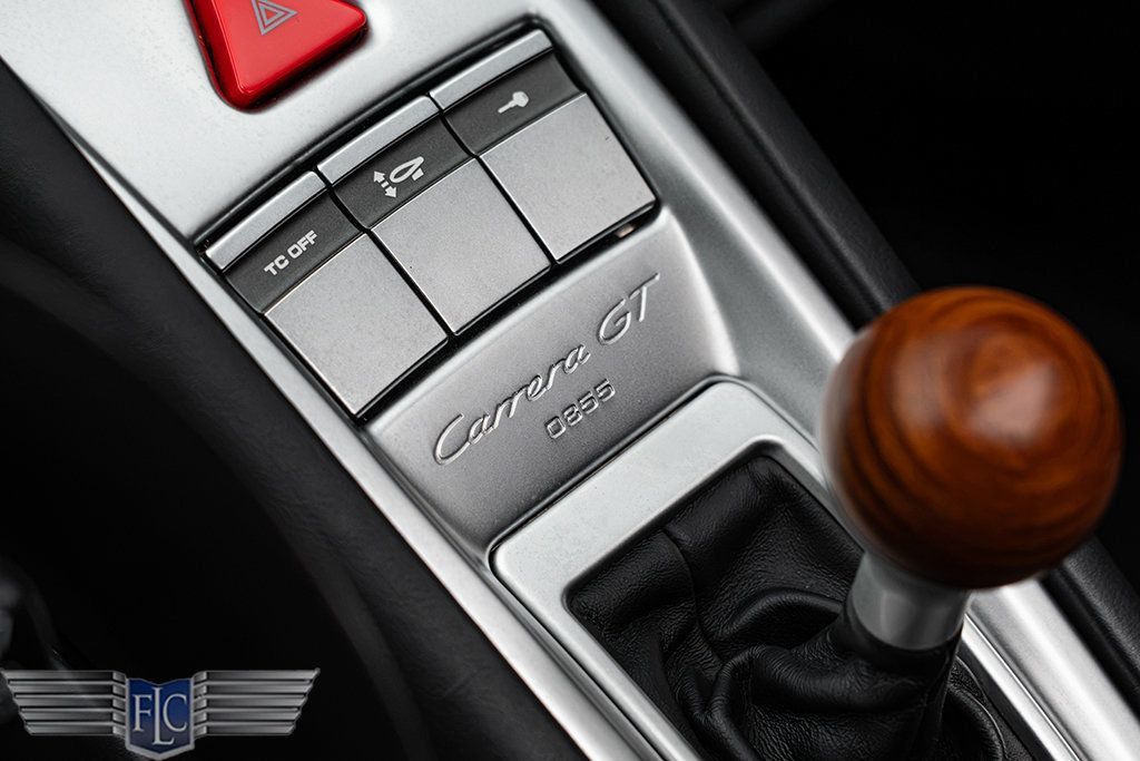 2005 Porsche Carrera GT 2dr Carrera - 23058550 - 17