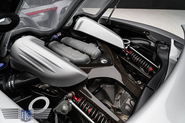 2005 Porsche Carrera GT 2dr Carrera - 23058550 - 18