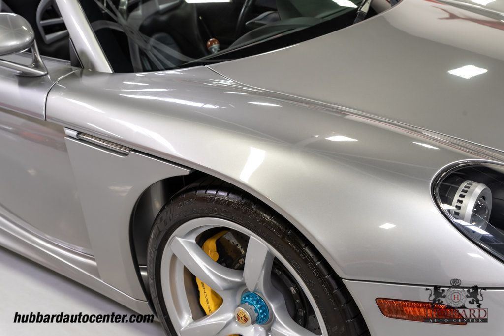 2005 Porsche Carrera GT Only 780 Miles!  - 21876116 - 28