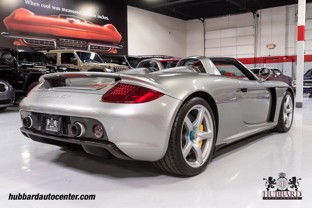 2005 Porsche Carrera GT Only 780 Miles!  - 21876116 - 41