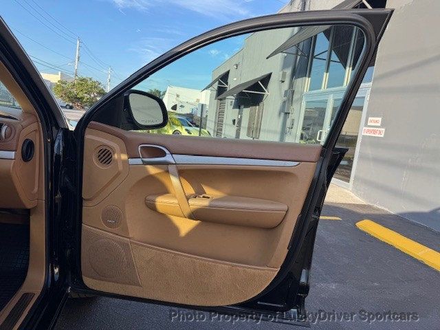 2005 Porsche Cayenne 4dr S Tiptronic - 22959814 - 22